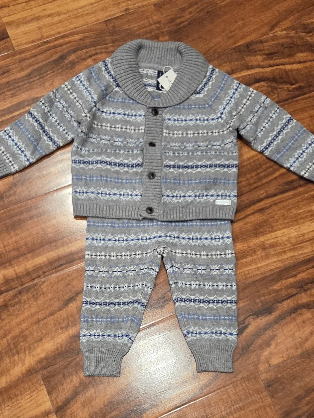Janie and Jack NWT 6-12 months blue/gray fair isle sweater, bodysuit & pants set